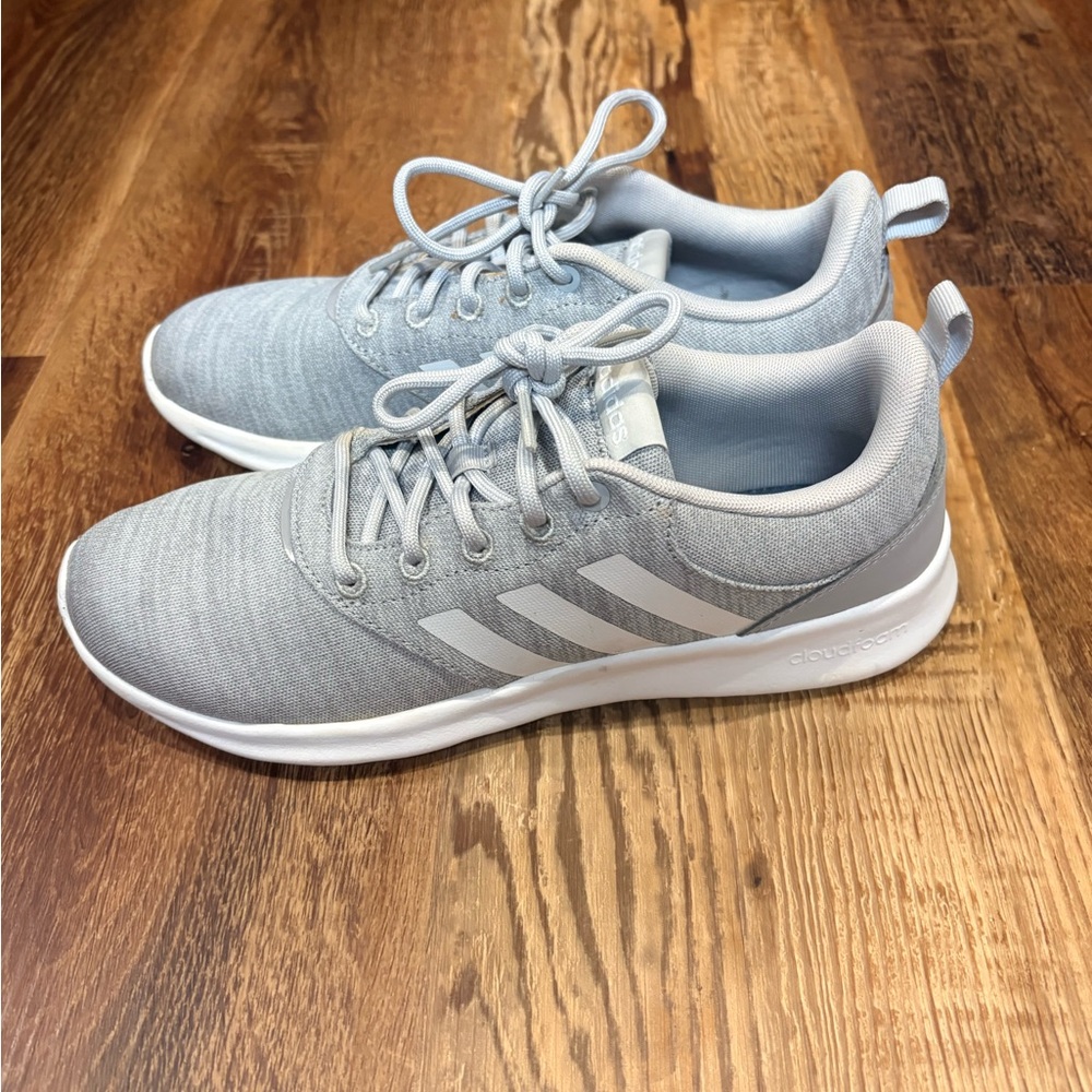 NEW Adidas Women’s Gray Athletic Shoes - Picture 3 of 6